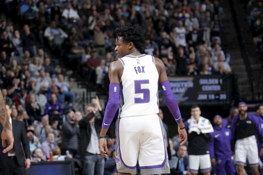 送料無料 PSA鑑定中ディアロンフォックス De'Aaron Fox SELECT その他 